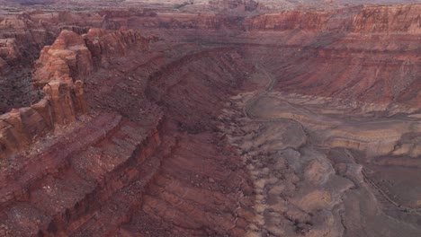 Slow-moving-aerial-view-of-a-canyon-in-the-desert