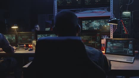 soldiers launching rocket on computer
