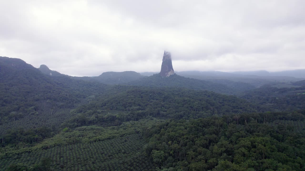 Pico Cão Grande, São Tomé — a dramatic volcanic plug rising from lush rainforest in Obô Natural Park, an iconic African landmark