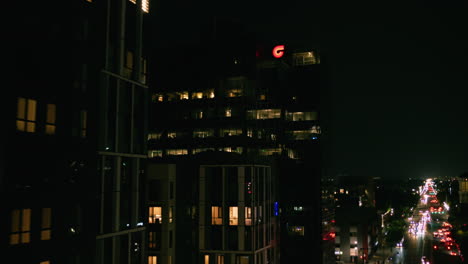 horizonte nocturno de la ciudad