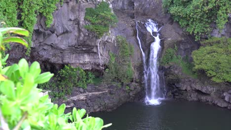 waterfall in maui hawaii