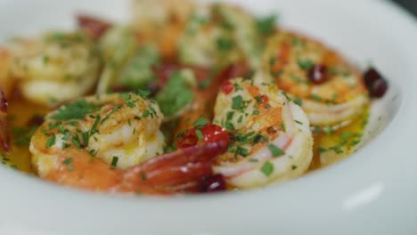 Close-up-of-Mediterranean-shrimp-soup-served-in-a-restaurant-with-fresh-green-Parsley