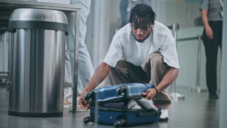 airport passengers with luggage