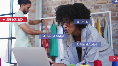 animación de iconos de emoji de las redes sociales sobre diversas personas de negocios