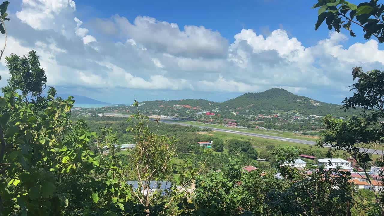 Koh Samui Thailand airport runway tarmac viewpoint aviation plane take off busy high season