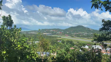 koh samui thailand airport runway tarmac viewpoint aviation plane take off busy high season