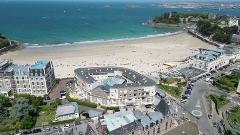 dinar de la playa gran bretaña francia avión no tripulado, aéreo