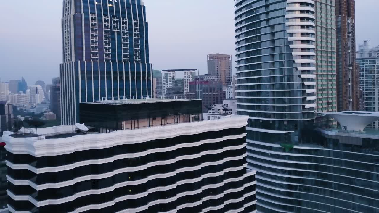 el horizonte de la ciudad de bangkok