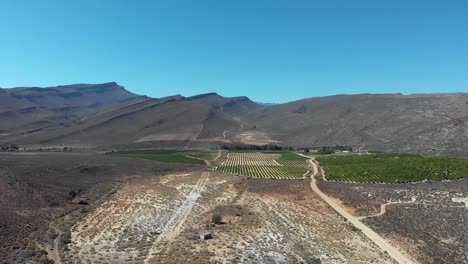 4x4-pickup-truck-driving-on-dirt-roads-on-mountain-passes-in-the-Cederberg-with-some-scenic-views-and-landscape