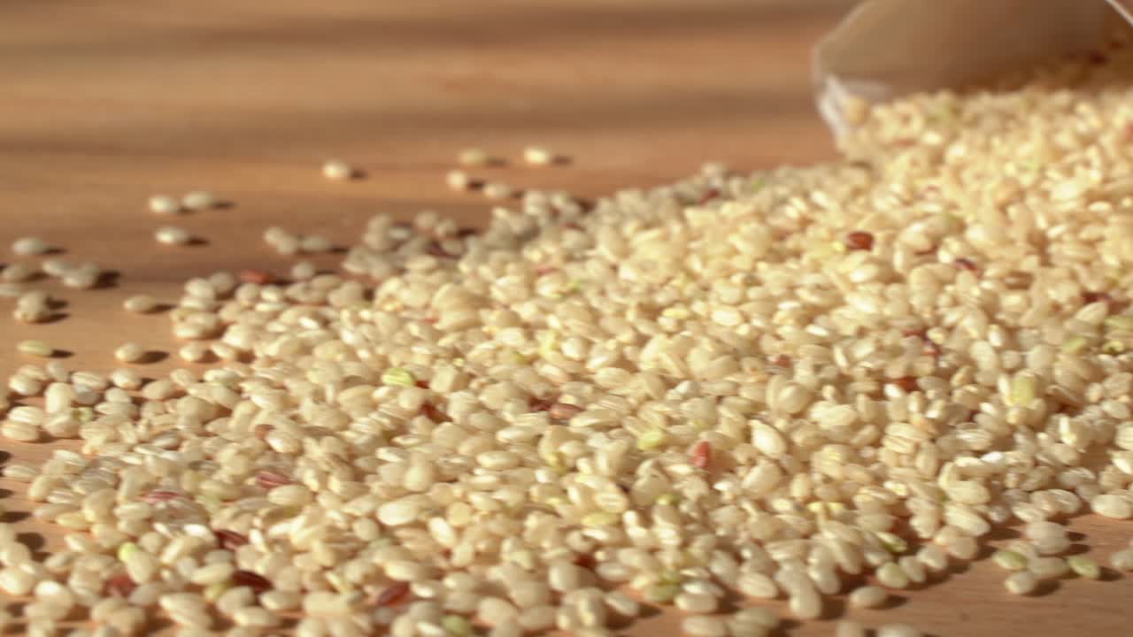 movimiento lento del carro de derecha a izquierda