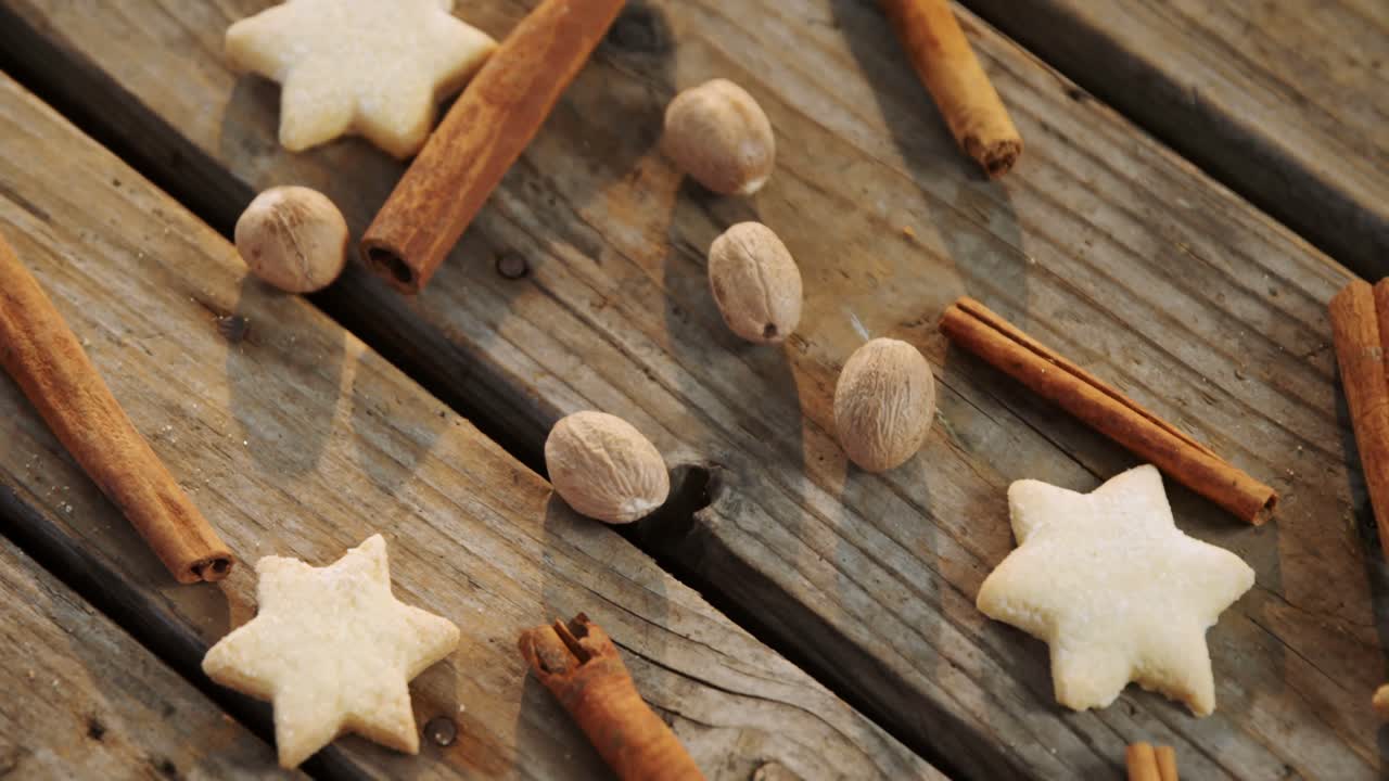 Christmas cookies with cinnamon sticks and nutmeg 4k