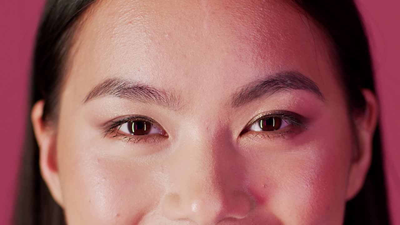 메이크업 을 한 여자 의 클로즈업 초상화