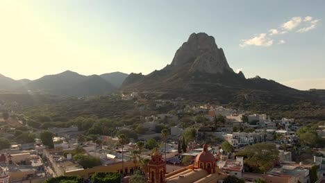 PeÃ±a-de-Bernal-From-City-Center-Of-Bernal-Village,-Pueblo-Magico-In-Queretaro,-Mexico