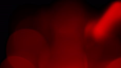 la luz multicolor filtra imágenes de 4k sobre fondo negro, superposiciones de ráfagas de fugas de destellos de estudio de lentes