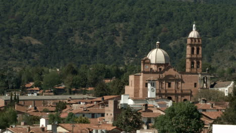 Tapalpa,-Eine-Magische-Stadt-Auf-Den-Schönsten-Bergen-Mexikos