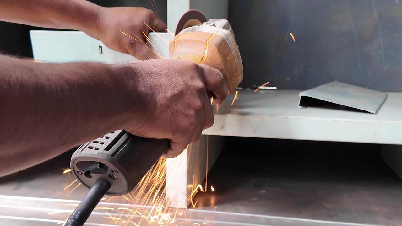 Metal Grinding and Cutting Process