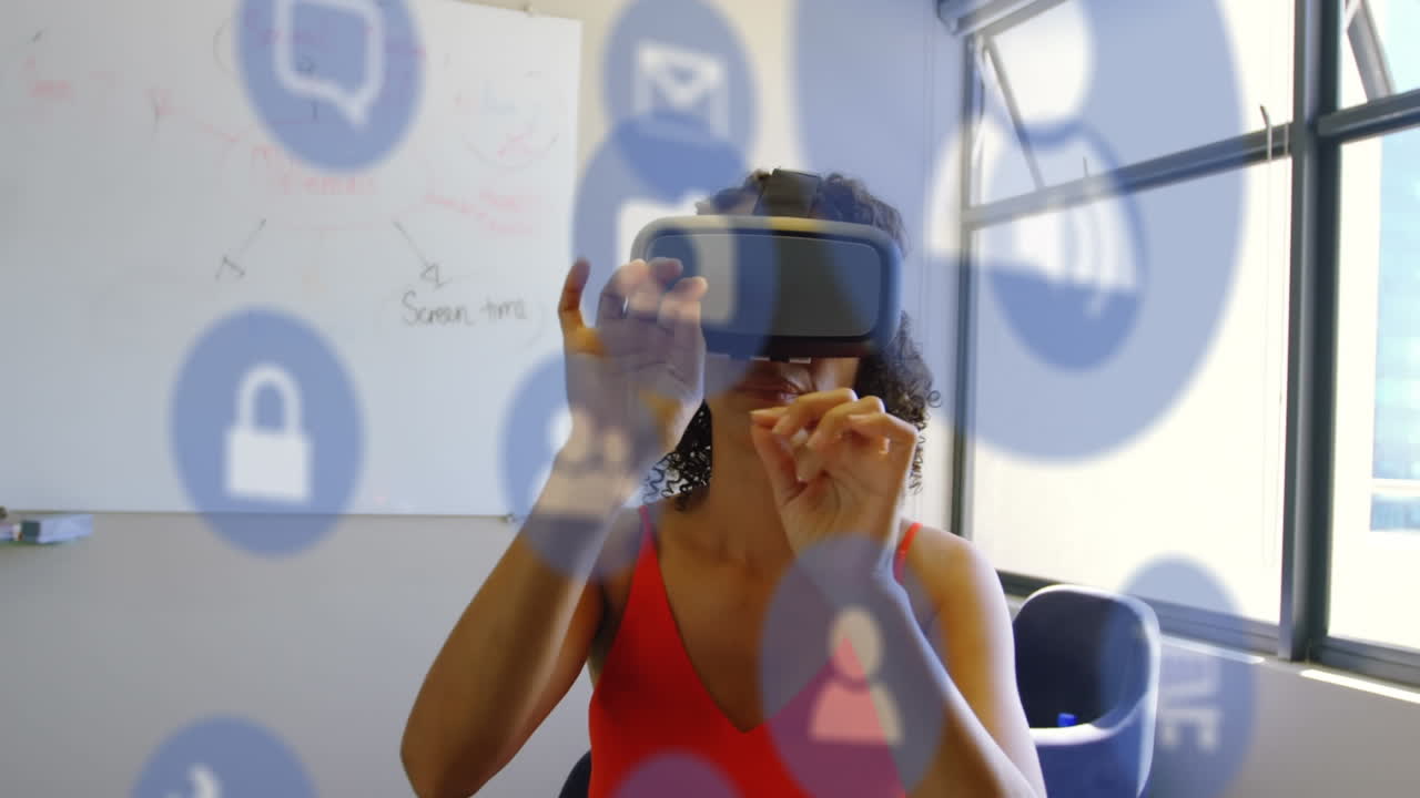 animación de iconos de las redes sociales sobre una mujer biracial que usa auriculares vr