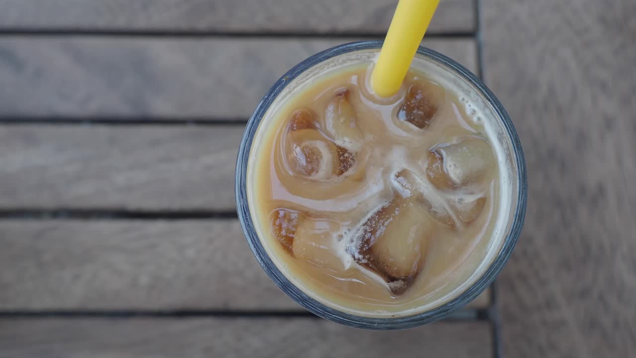 Café con hielo