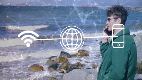 animación del procesamiento de datos sobre un hombre caucásico usando un teléfono inteligente
