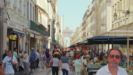 lisbon street scene