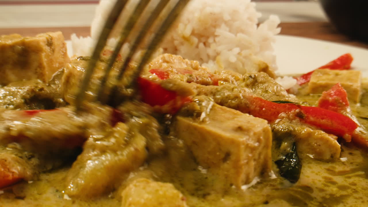 Thai Green Curry with Tofu and Rice