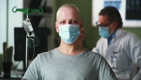 paciente en la habitación del hospital
