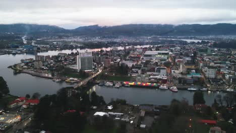 aerial-shot-Valdivia-city,-Chile