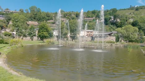 Beautiful-fountain-in-the-centre-of-La-Roche-en-Ardenne,-Belgium,-Europe,-4K,-50fps