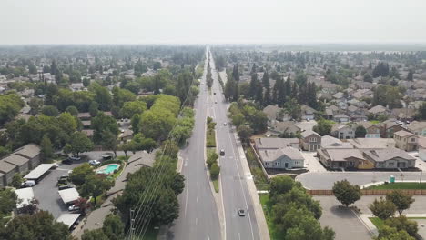 Vista-Aérea-De-La-Carretera-Suburbana