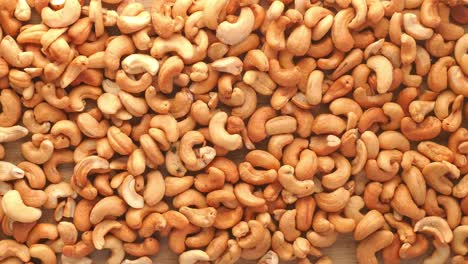 roasted cashews