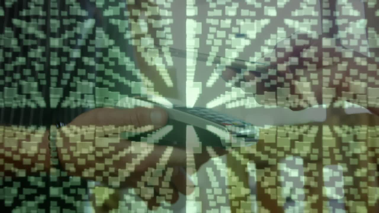 animación del candado de seguridad de la red sobre las personas que utilizan el terminal de pago