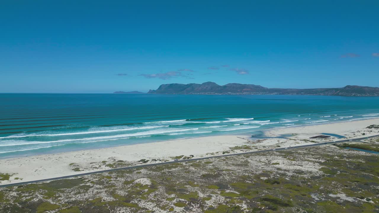 바다로 향하는 스트랜드폰테인