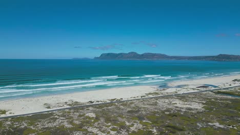 strandfontein heading out to sea