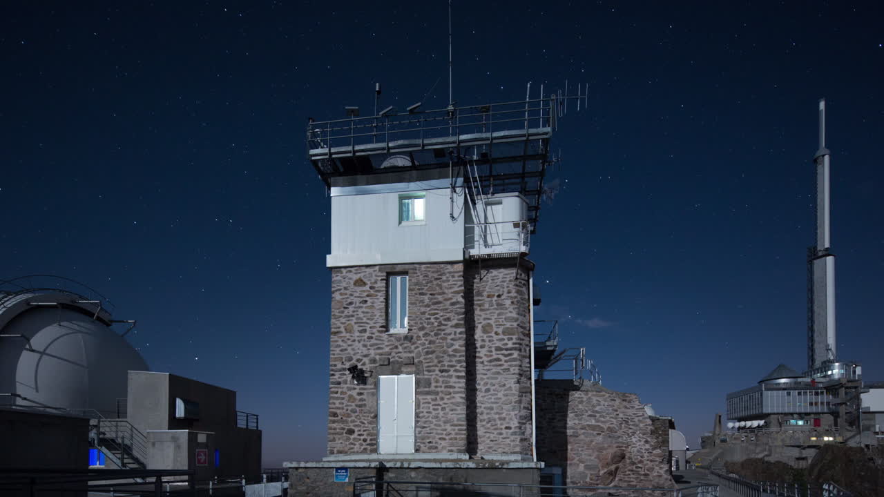 中午星星的照片 00