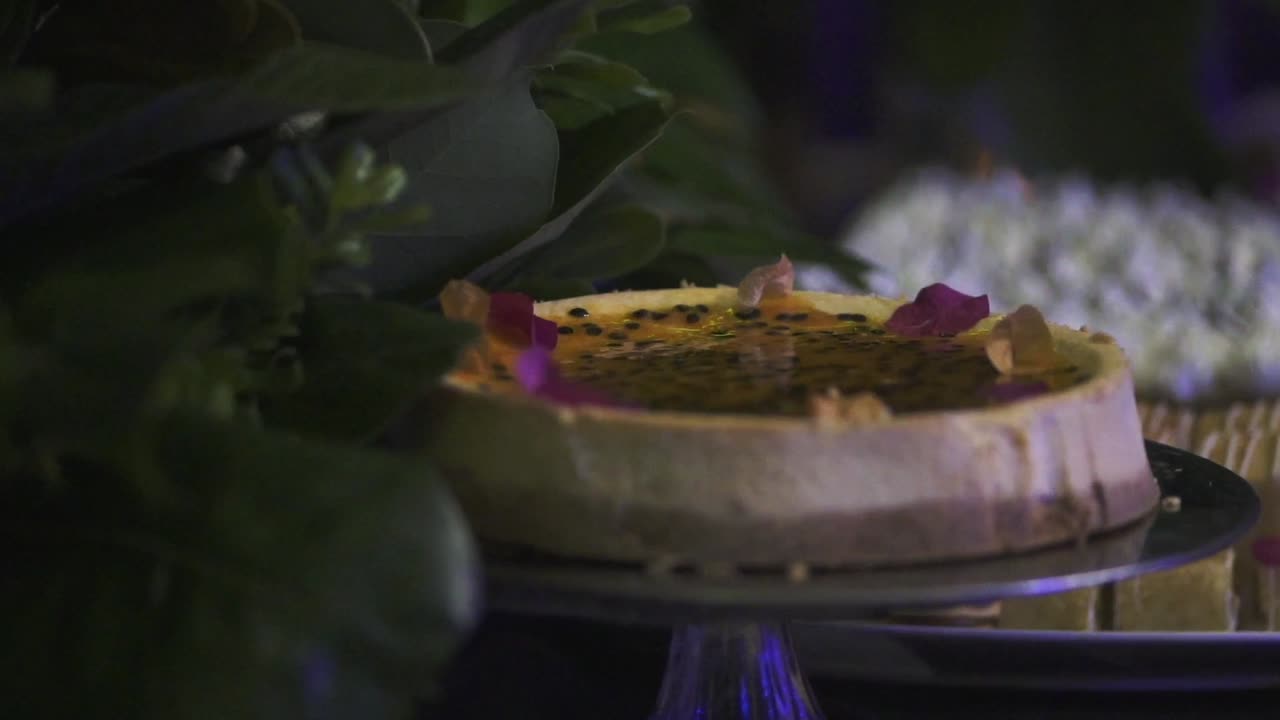 comida dulce como postre en la mesa, pudín en las bodas