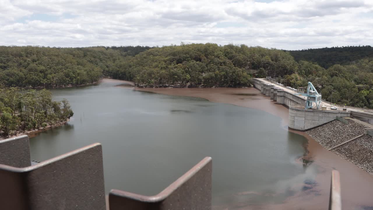 presa de warragamba en su máxima capacidad