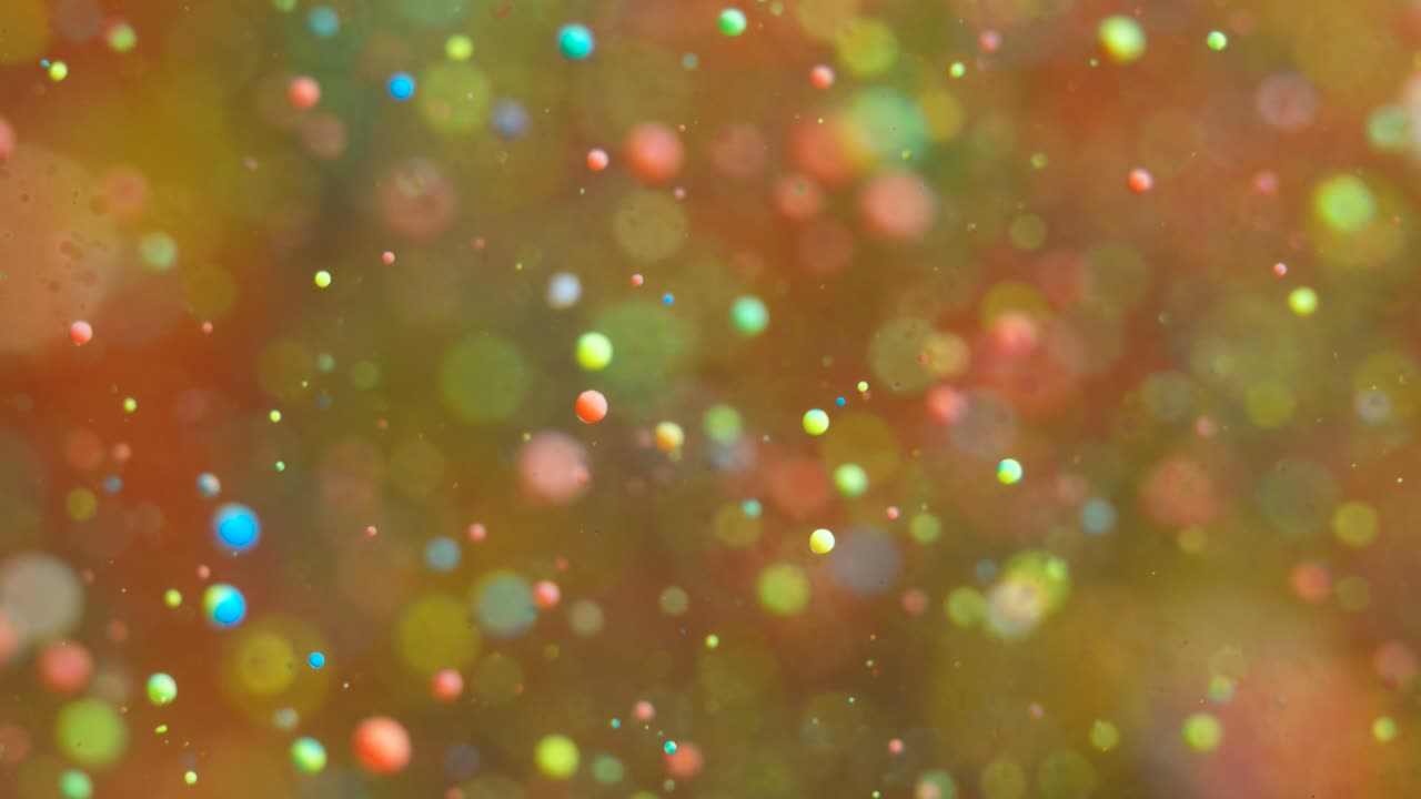 우주에서 입자의 추상적인 혼란스러운 움직임, 느린 움직임, 밝은 색상, 거품, 오일 페인트, 우주, 다채로운 가까운 움직임, 아크릴 페인트, 환상적인 최면 표면, 빅, 나노 기술.