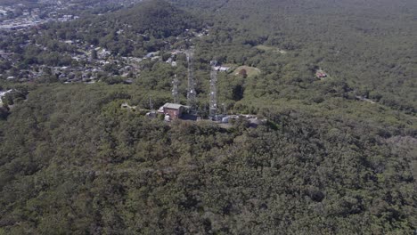 Torres-De-Comunicación-En-El-Sitio-De-Comunicaciones-De-Gan-Gan-En-Nueva-Gales-Del-Sur,-Australia