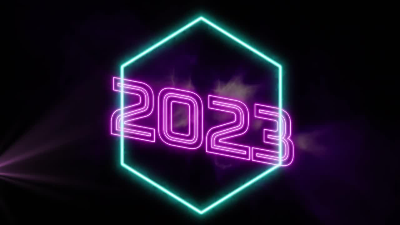 Animazione del numero neon 2023 e di una forma su scie luminose.
