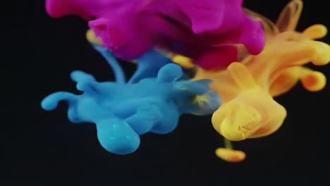 explosión de tinta de colores
