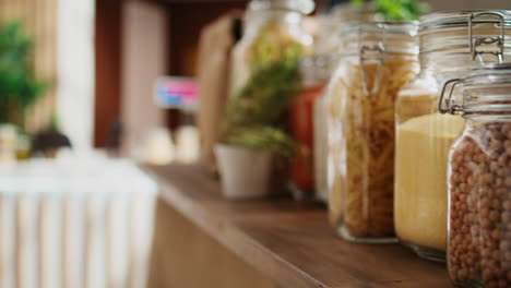 Pantry-staples-on-zero-waste-shop-shelve