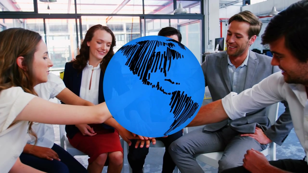 Animazione di globo su gruppo eterogeneo di persone d'affari che collaborano