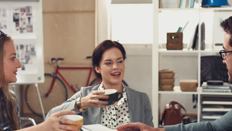협업, 커피 또는 디자이너 팀
