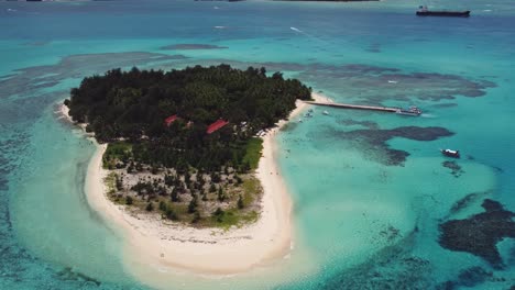vista a vista de pájaro de la isla de managaha, islas marianas del norte