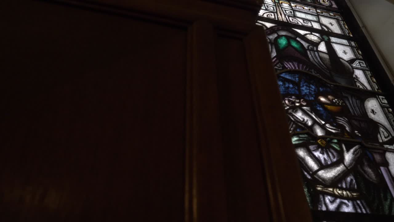 암스테르담의 스테인드글라스 창문