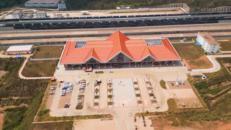 fotografía aérea de la estación central de trenes de laos en la iniciativa de la carretera y el cinturón