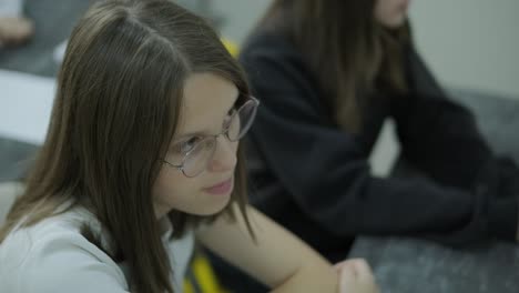 lección de inglés para adolescentes