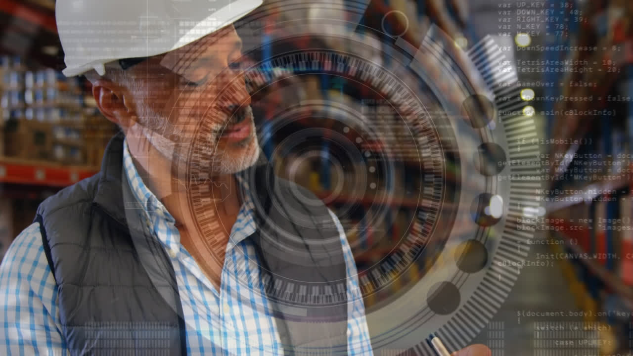 animación de escaneo de alcance y procesamiento de datos sobre el hombre escribiendo en el clipboard en el almacén