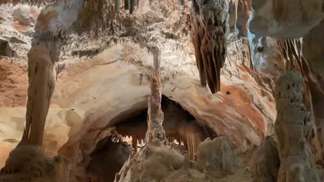 gorges de l’ardèche, grotte madeleine - drome sud provence, france