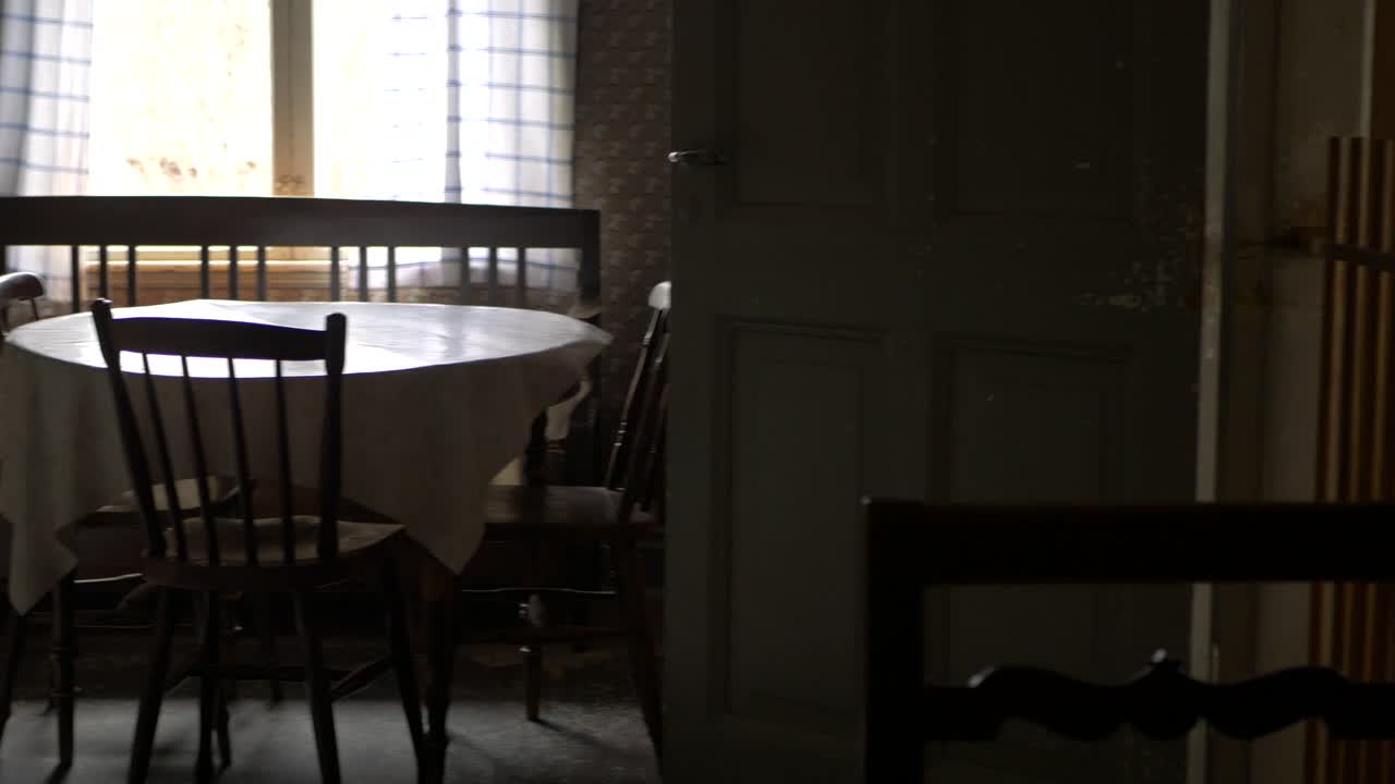 스웨덴 집의 소박한 인테리어 보기